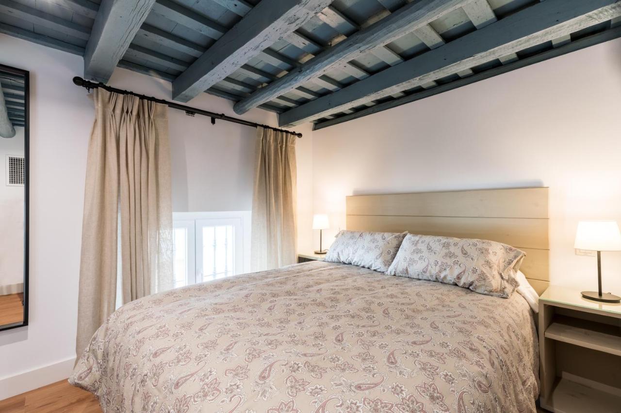 Apartamentos Leoncillos Sevilla Eksteriør billede