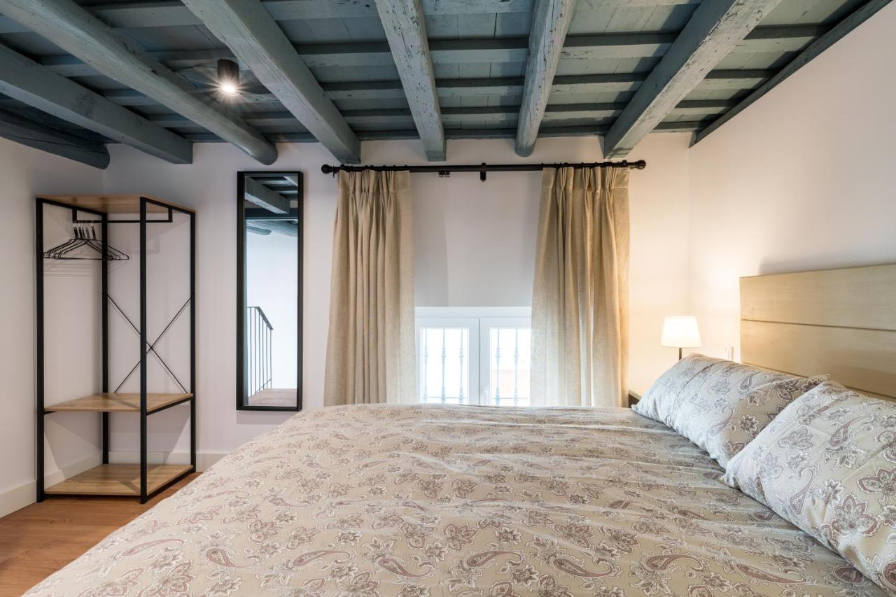 Apartamentos Leoncillos Sevilla Eksteriør billede
