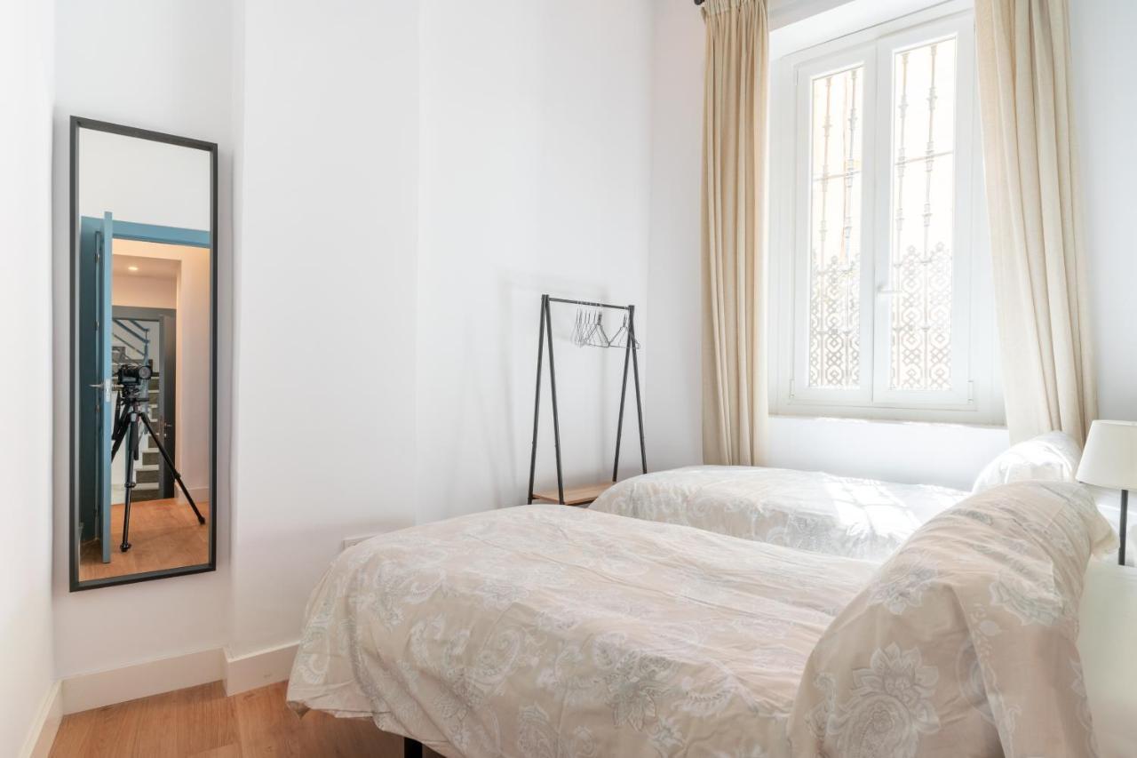Apartamentos Leoncillos Sevilla Eksteriør billede