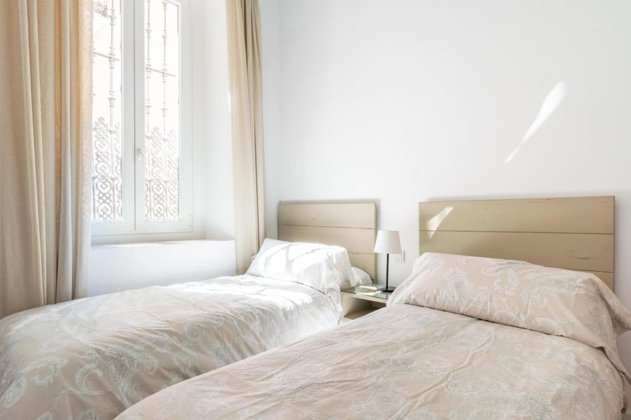 Apartamentos Leoncillos Sevilla Eksteriør billede