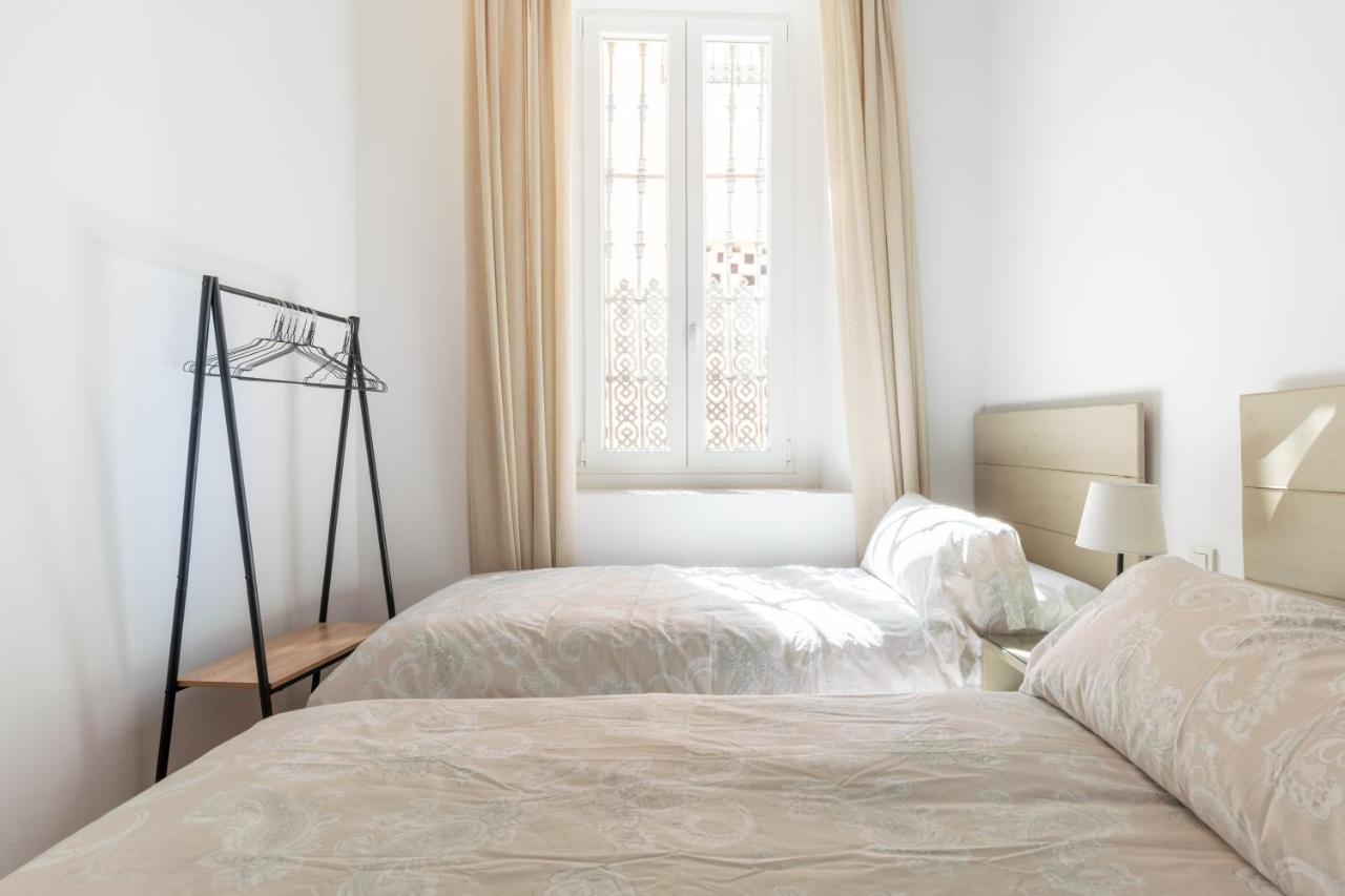 Apartamentos Leoncillos Sevilla Eksteriør billede