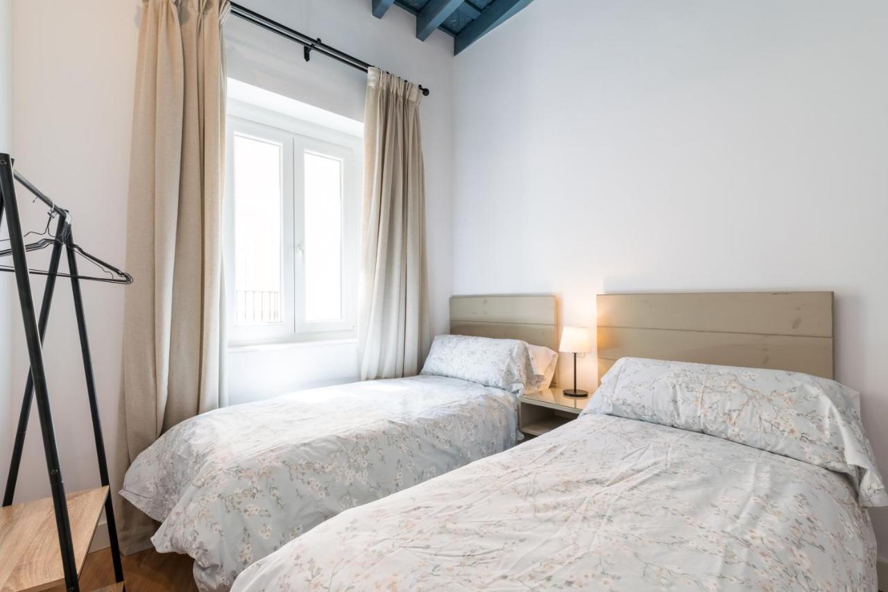 Apartamentos Leoncillos Sevilla Eksteriør billede